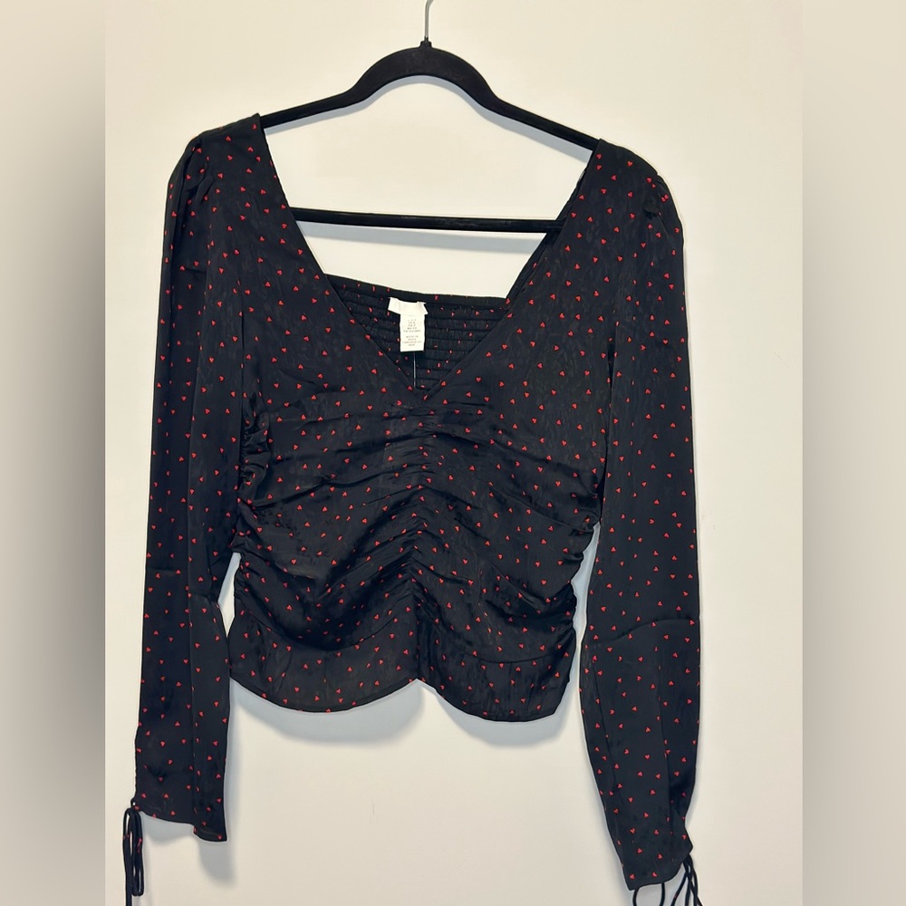 H&M Puff-Sleeved Peplum Blouse
